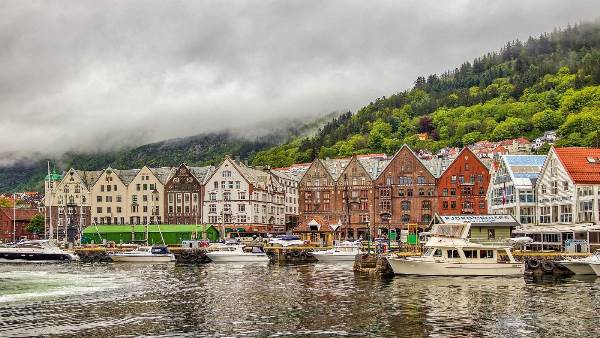 Spectacular Norwegian Fjords with Havila Cruise (Indus)