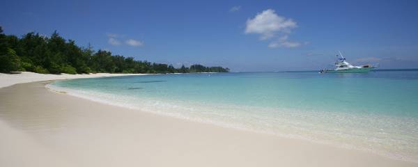 Seychelles Private Island (Go2Africa)