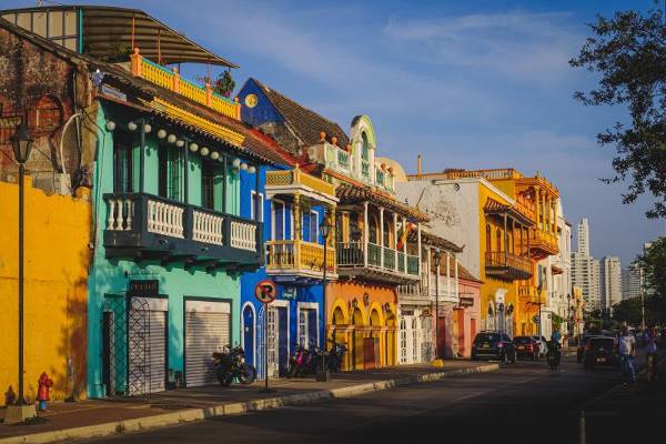 Cartagena To La Paz (59 Days) Bananas & Llamas (Oasis)
