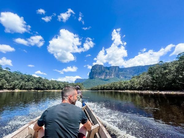 Rio De Janeiro To Cartagena Via The Guianas & Venezuela Overland Expedition (Dragoman)